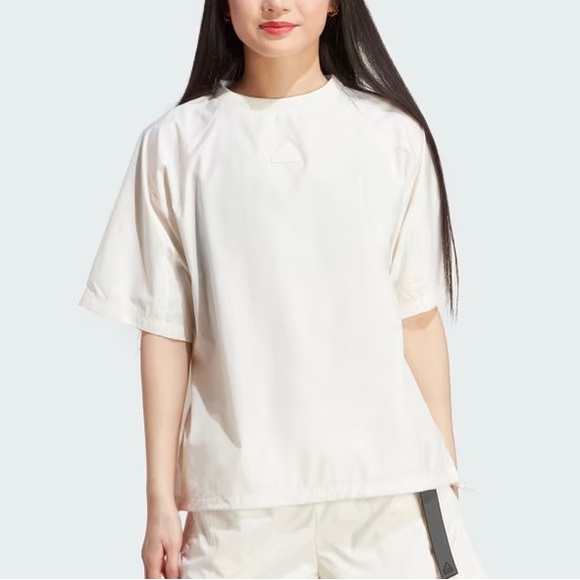 NWT adidas CITY ESCAPE LOOSE-FIT TEE - Picture 1 of 4